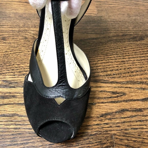 💠 Brooks Brothers Peep-Toe Heeled Sandal - Picture 5 of 7